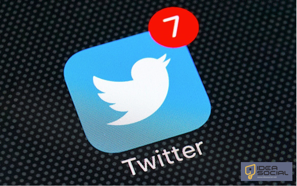 Who is Twitter.com? (The Pulse of Real-Time Global Communication)